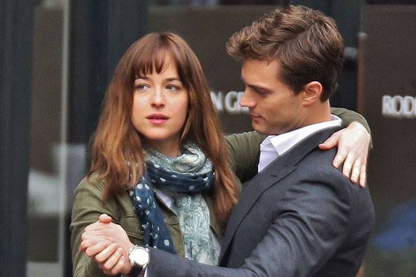 50 оттенков серого. Новые фото со съемочной площадки