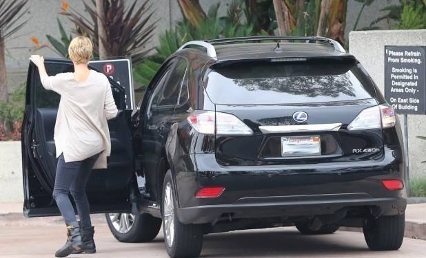 New Couple Sean Penn and Charlize Theron Seen Out Today In Los Angeles