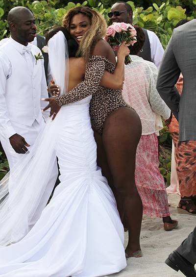 Serena Williams greets fans in a wedding on the beach in Miami Beach