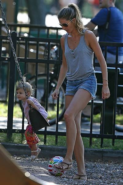 Gisele Bundchen and Tom Brady take their children to the playground in downtown Boston, MA