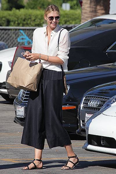 *EXCLUSIVE* Maria Sharapova shops till she drops after saying bye to US Open